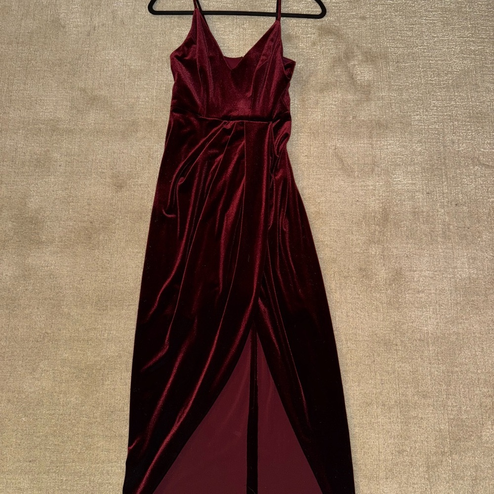 Aqua Elegant Burgundy Evening Velvet Dress
